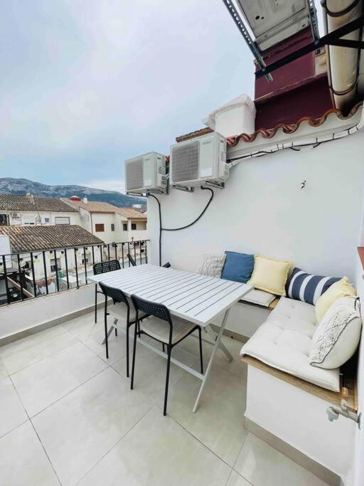 Attic Apartment In Old Town Denia Exteriér fotografie